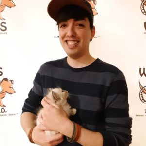little kitten adopt by a guy WAGS